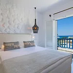 شقة فندقية Dolphin Kastraki 4*