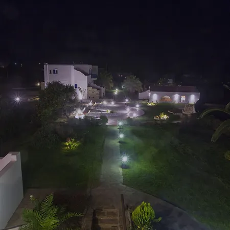 Dolphin Kastraki Apart Otel