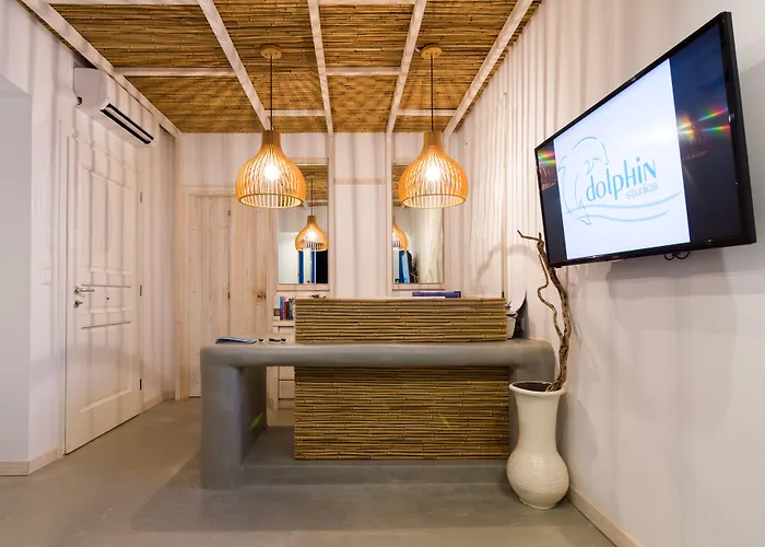 Ξενοδοχείο με διαμερίσματα Dolphin Kastraki Kastrákion