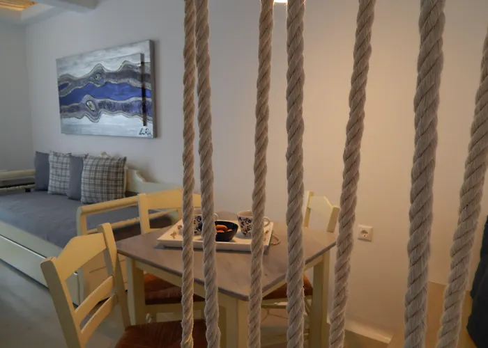 Dolphin Kastraki Apart Otel Kastrákion