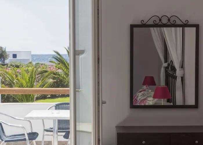 Dolphin Kastraki Kastrákion